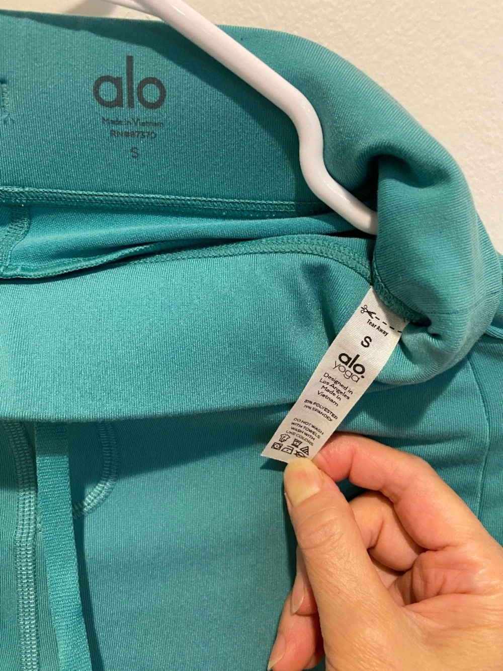 Alo Yoga Women's Green and Blue Leggings
